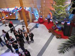 Entreprise réunit au Centre d'Affaires pour présenter ses vœux pour les fêtes de fin d'années
